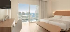 Hotel RH Victoria & Spa en Benidorm: Descubre tu Escapada Ideal