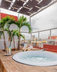 DownTown Havana: Terraza con Jacuzzi y Vistas