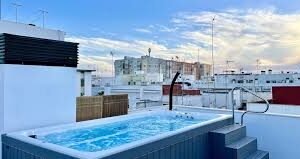 Luz de Gades: Suites Spa y Gym Solo Adultos en Cádiz