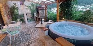 Taverna Sunce con Jacuzzi - Vis (Precios Actualizados 2025)