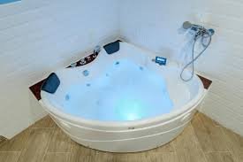 El Triángulo del Arte: Jacuzzi en Madrid (Precios Actualizados 2025)