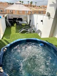 Áticos de Lujo con Jacuzzi en Vera y Mojácar