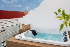 Magno Apartamentos Santa Clara: Terrazas Privadas con Jacuzzi