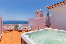 Ático de Ensueño con Jacuzzi en Puerto de Tenerife